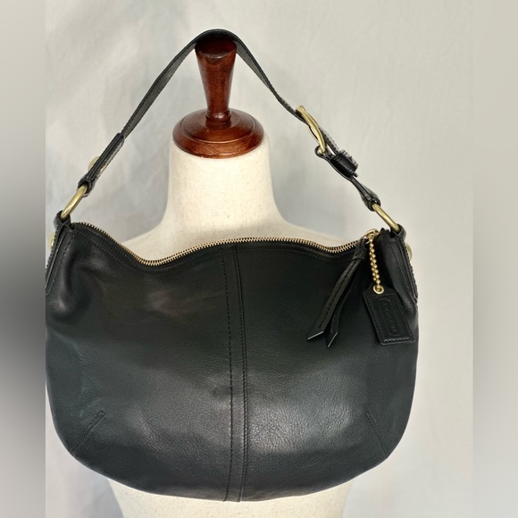 COACH VINTAGE! Black Leather Hobo Bag with Brass Hardware - Picture 2 of 13